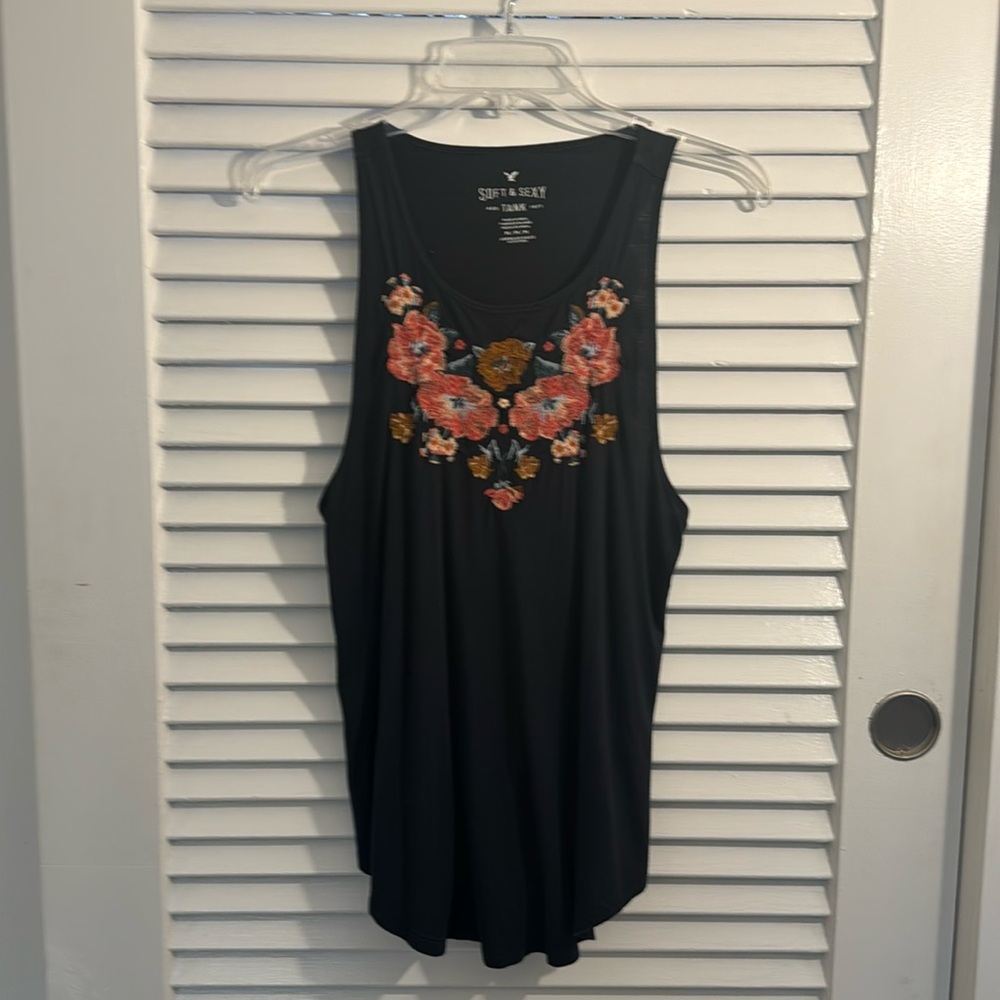 American Eagle Navy Soft & Sexy Tank Top - Size Medium
